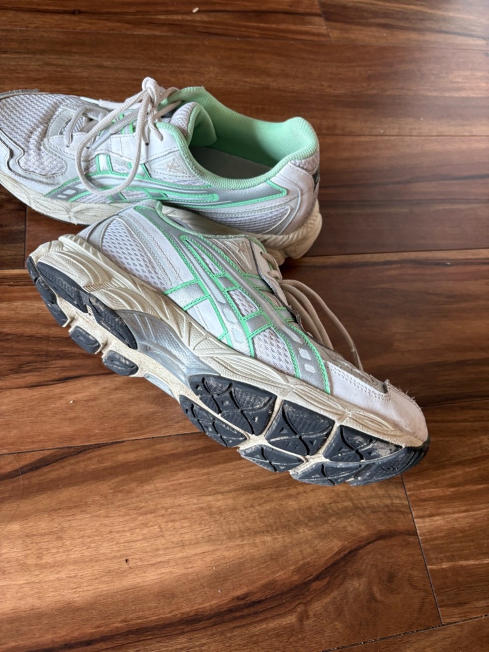 ASICS RUNNING SHOES - Picture 4 of 7